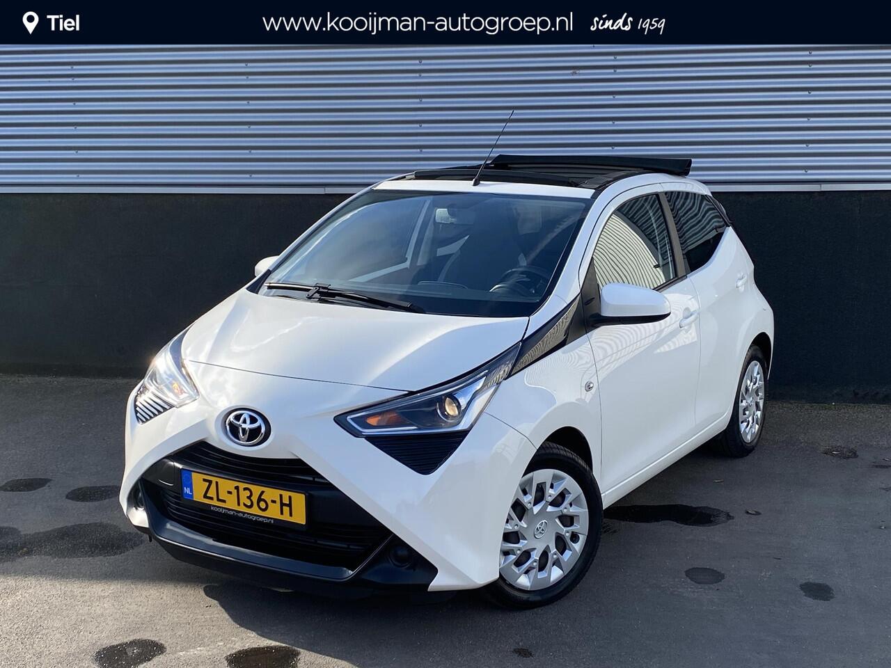 Toyota AYGO 1.0 VVT-i x-play Cabrio, Apple Carplay/Android Auto, achteruitrij camera, BTW-auto, 1e eign. NL-auto