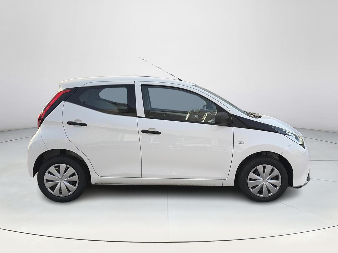 Toyota AYGO 1.0 VVT-i x-fun