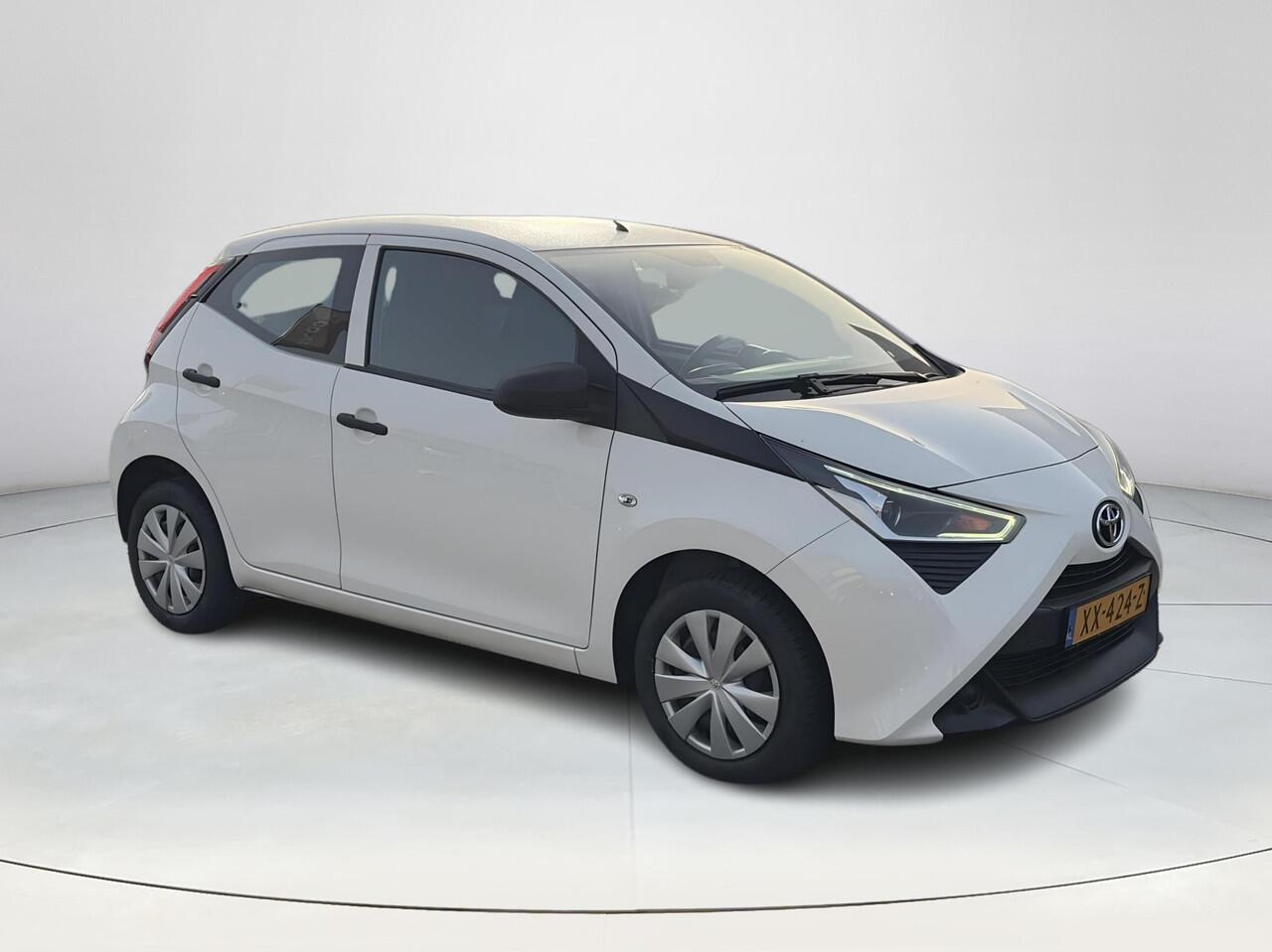 Toyota AYGO 1.0 VVT-i x-fun