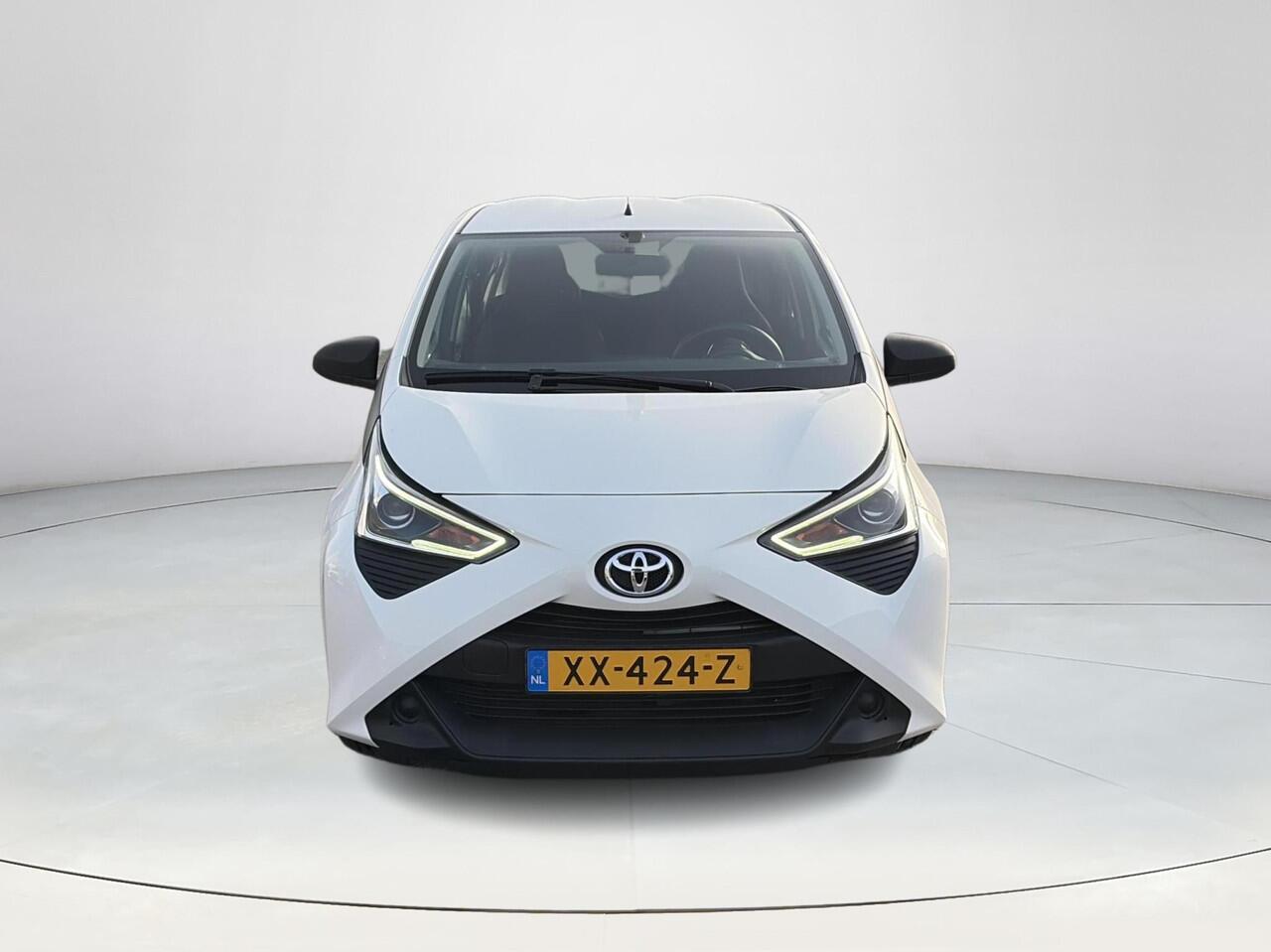 Toyota AYGO 1.0 VVT-i x-fun