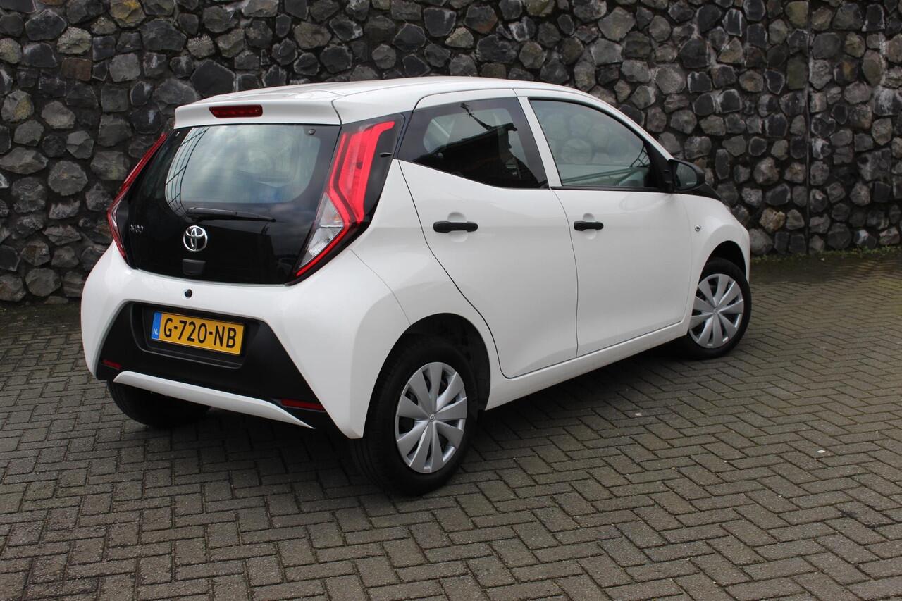 Toyota AYGO 1.0 VVT-i x-fun carplay audio Airco 1jaar garantie