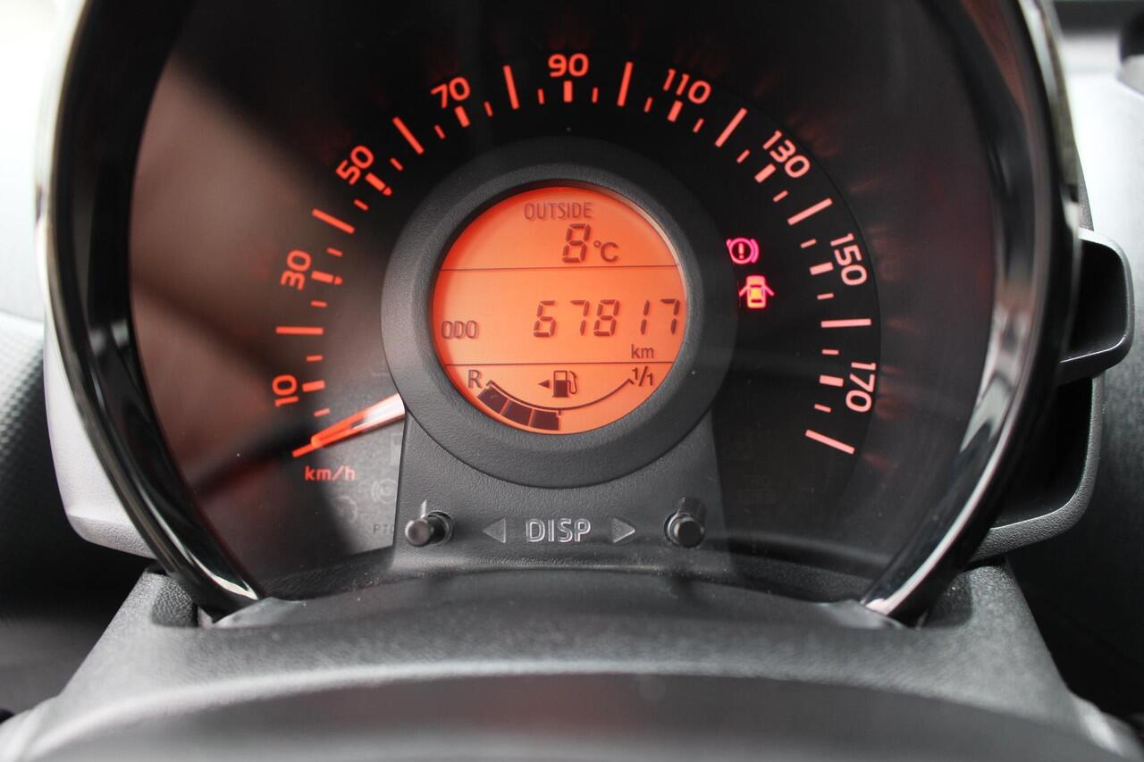 Toyota AYGO 1.0 VVT-i x-fun carplay audio Airco 1jaar garantie