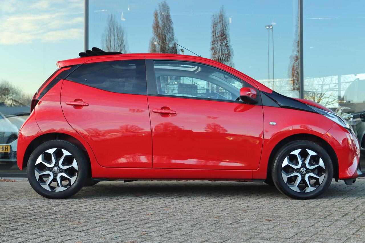 Toyota AYGO 1.0 VVT-i X-JOY AUT. CABRIO | CARPLAY | CAMERA | NAVI | LMV | CLIMATE