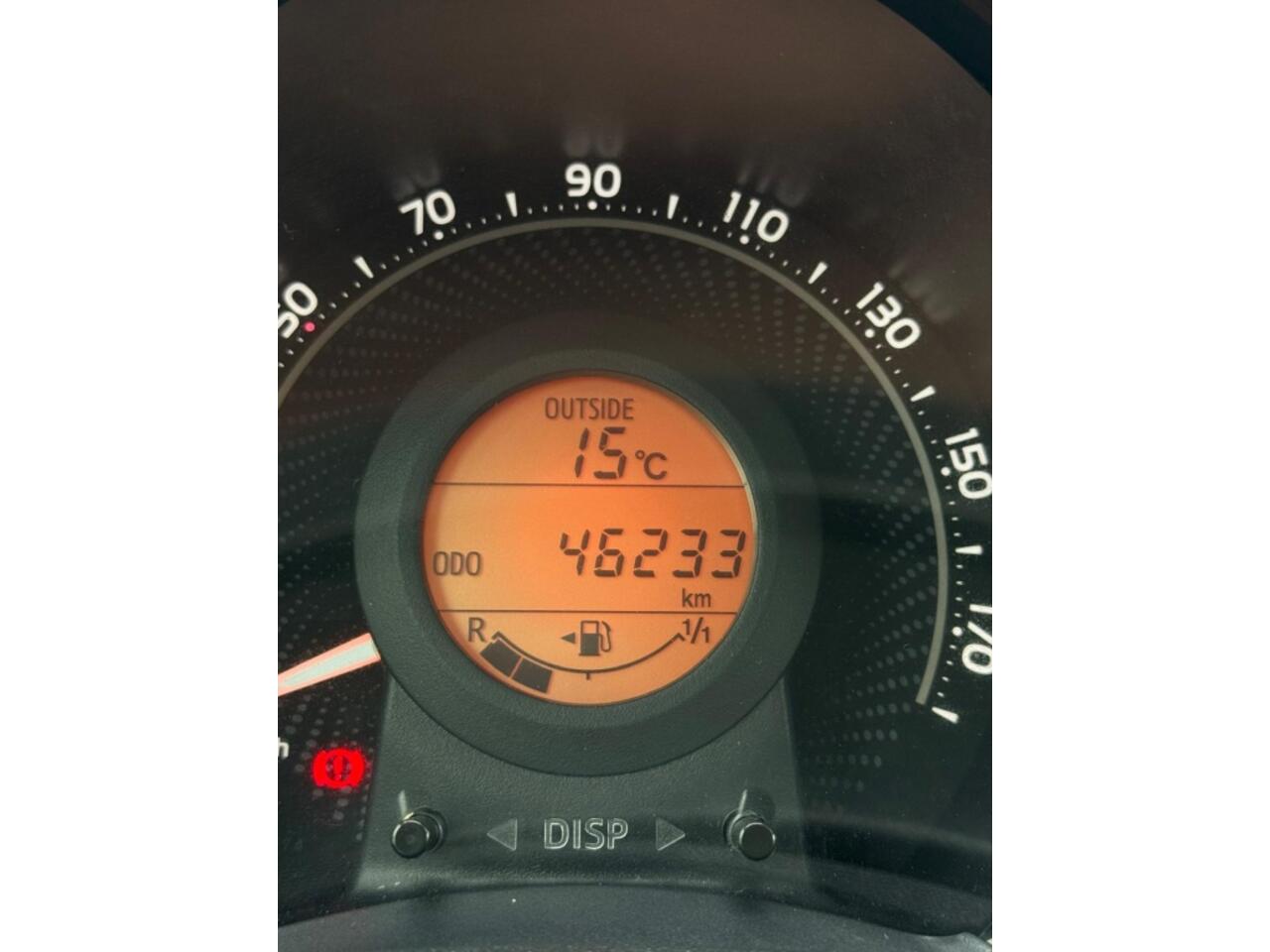 Toyota AYGO 1.0 VVT-i x-play ltd