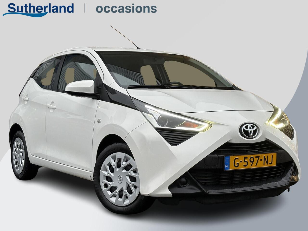 Toyota AYGO 1.0 VVT-i x-play | Carplay | Achteruitrijcamera | Airco | Automaat