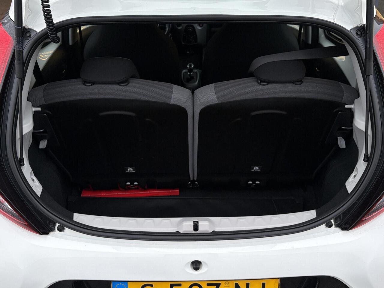 Toyota AYGO 1.0 VVT-i x-play | Carplay | Achteruitrijcamera | Airco | Automaat