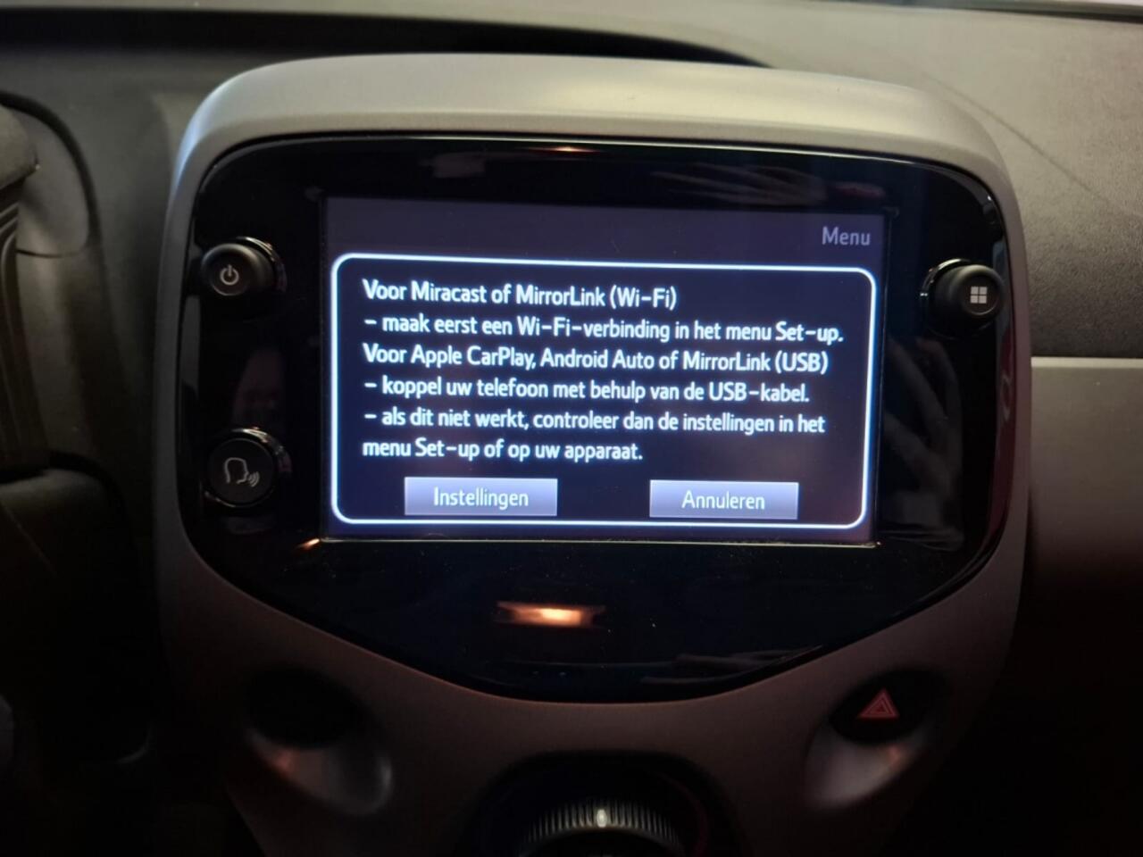 Toyota AYGO 1.0 VVT-i x-play limited, 12 mnd Bovag garantie