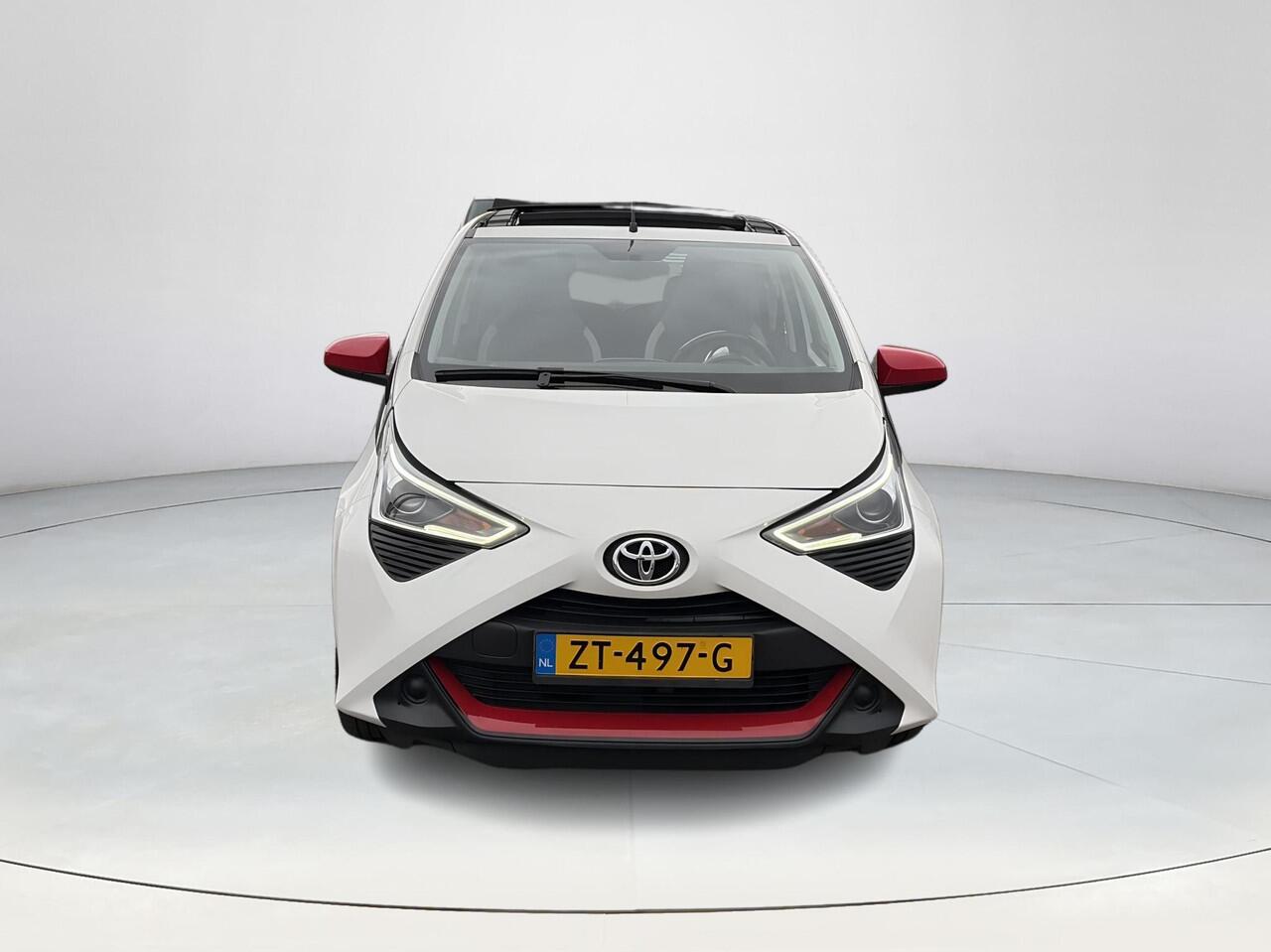 Toyota AYGO 1.0 VVT-i x-play Cabrio
