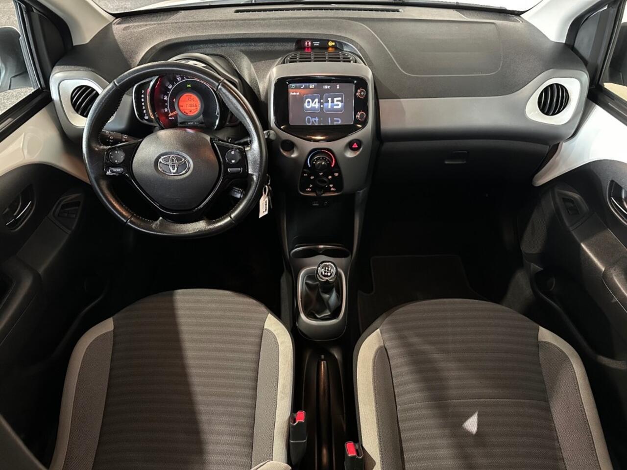 Toyota AYGO 1.0 VVT-I X-PLAY l NAP l AIRCO l BLUETOOTH l 5DRS l ELEK RAMEN l