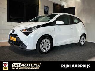 toyota-aygo-1.0-vvt-i-x-play-l-nap-