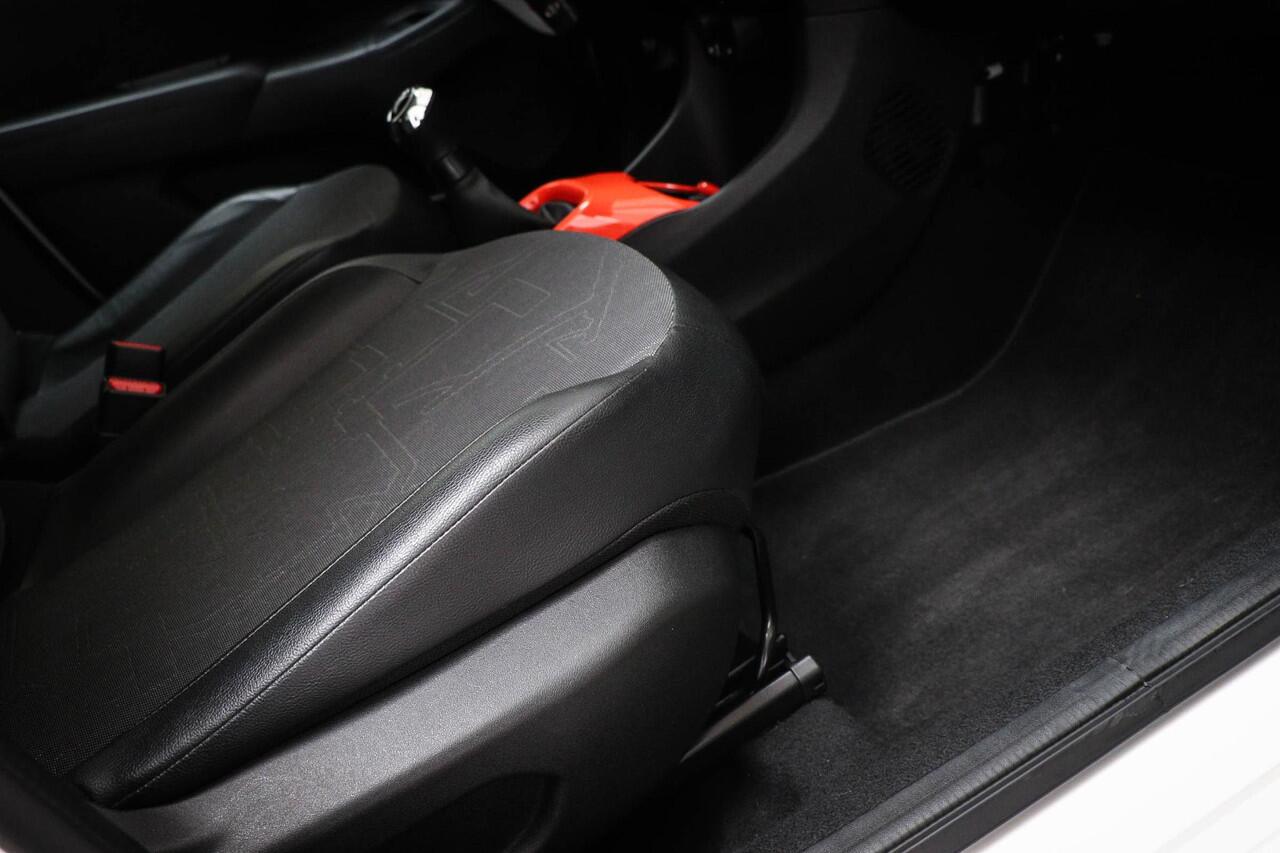 Toyota AYGO 1.0 VVT-i x-otic | VOUWDAK | DAB | APPLE | CAMERA