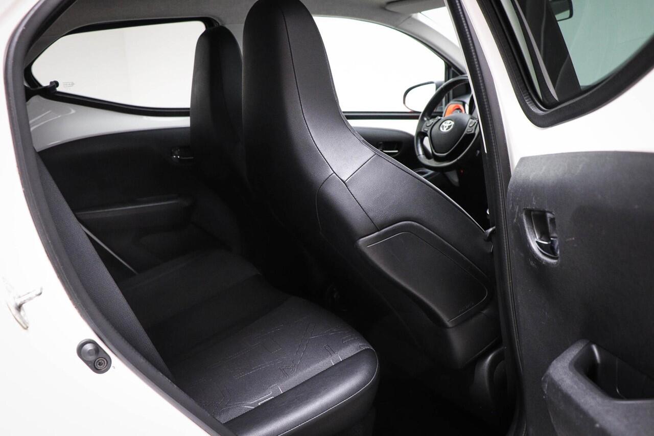 Toyota AYGO 1.0 VVT-i x-otic | VOUWDAK | DAB | APPLE | CAMERA