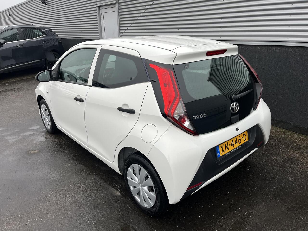 Toyota AYGO 1.0 VVT-i x-fun Volledig Dealeronderhouden, 1e eign. Airco