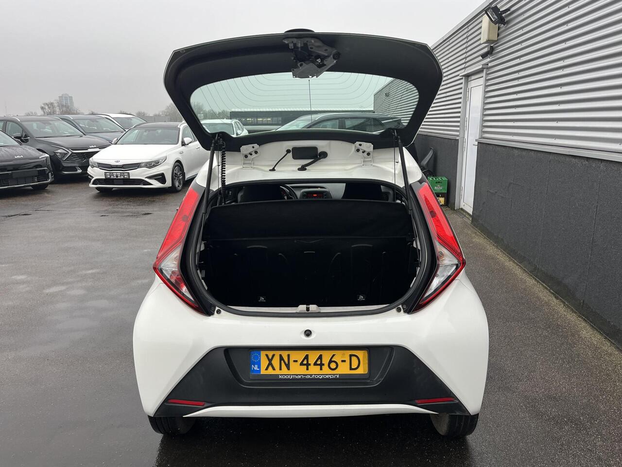 Toyota AYGO 1.0 VVT-i x-fun Volledig Dealeronderhouden, 1e eign. Airco