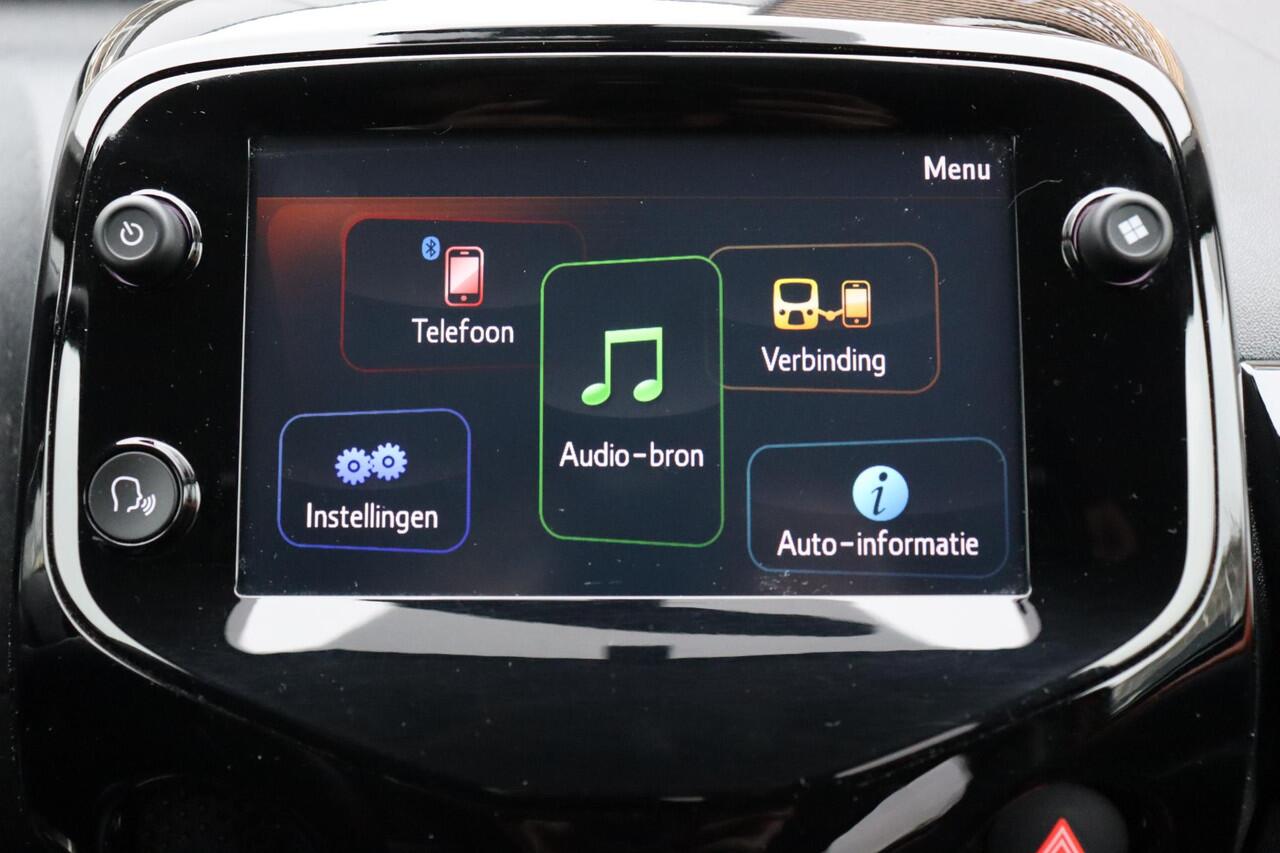 Toyota AYGO 1.0 VVT-i X-Cite Automaat, Parkeersensoren, Apple Carplay/Android Auto!