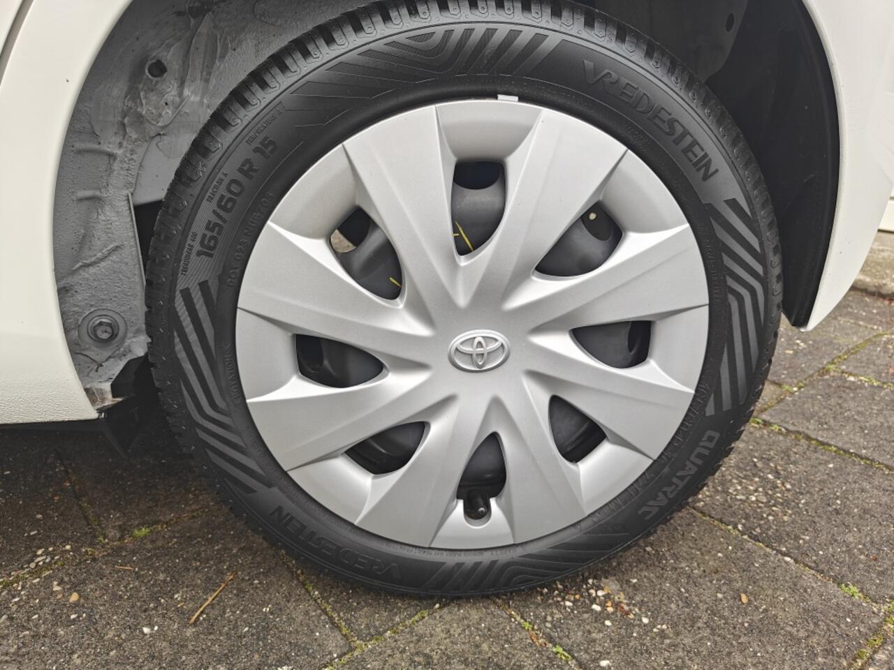 Toyota AYGO 1.0 VVT-i x-play