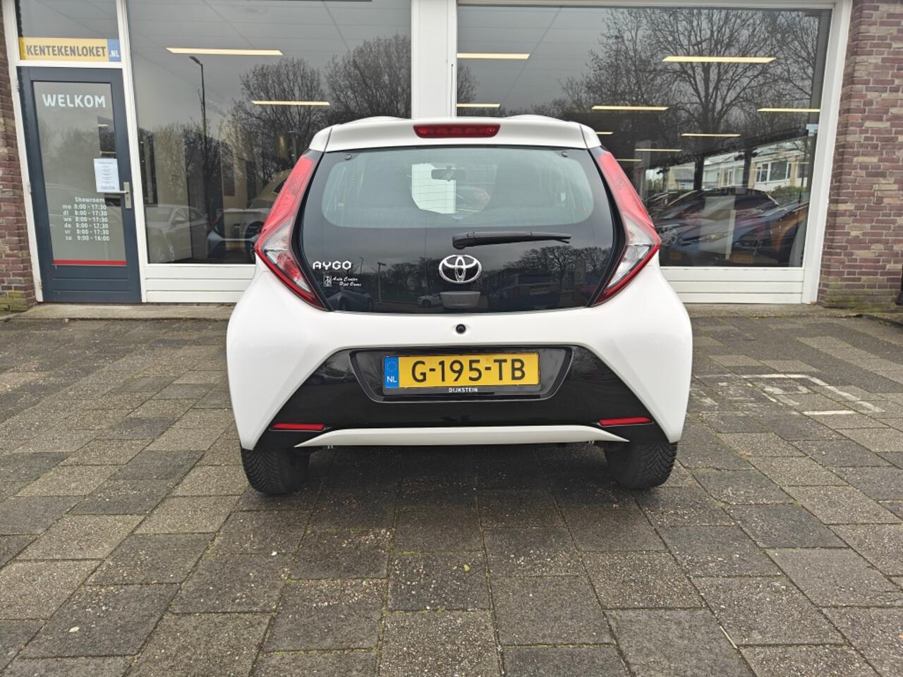 Toyota AYGO 1.0 VVT-i x-play