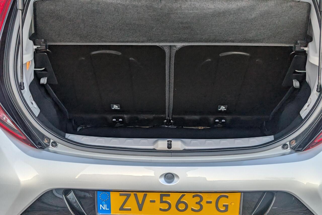 Toyota AYGO 1.0 VVT-i x-clusiv Achteruitrijcamera, Apple Carplay & Android Auto