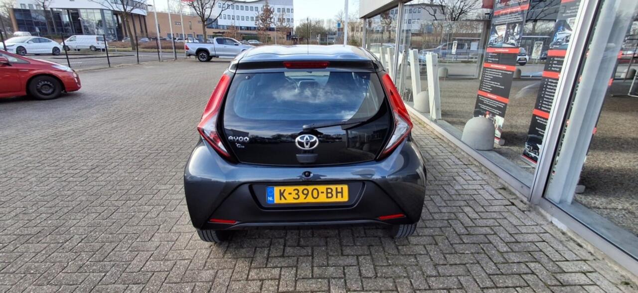 Toyota AYGO 1.0 x-fun NLauto | dealeronderhouden