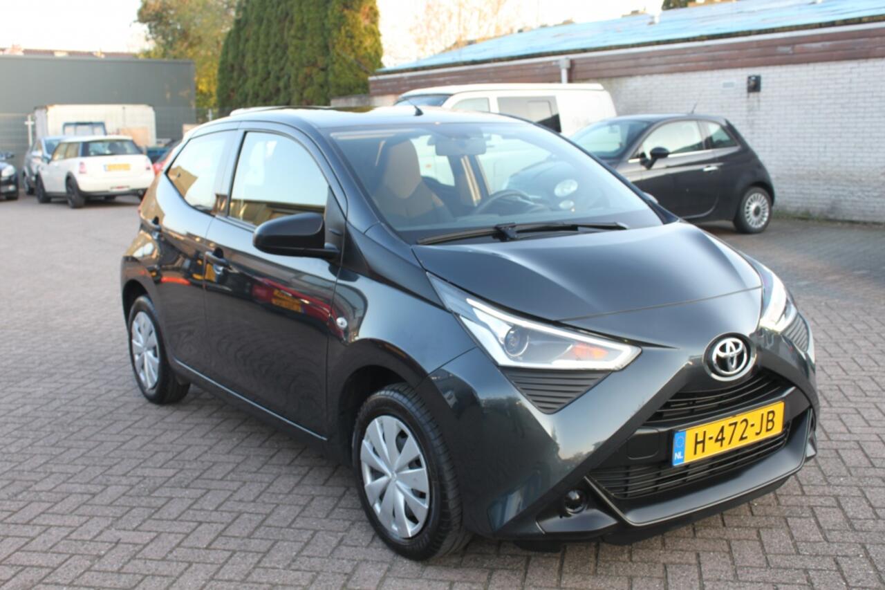 Toyota AYGO 1.0 VVT-i x-fun airco