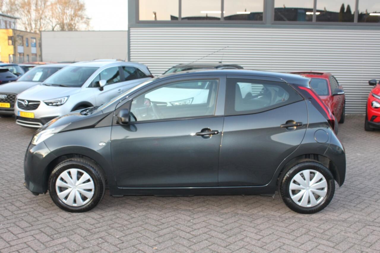 Toyota AYGO 1.0 VVT-i x-fun airco
