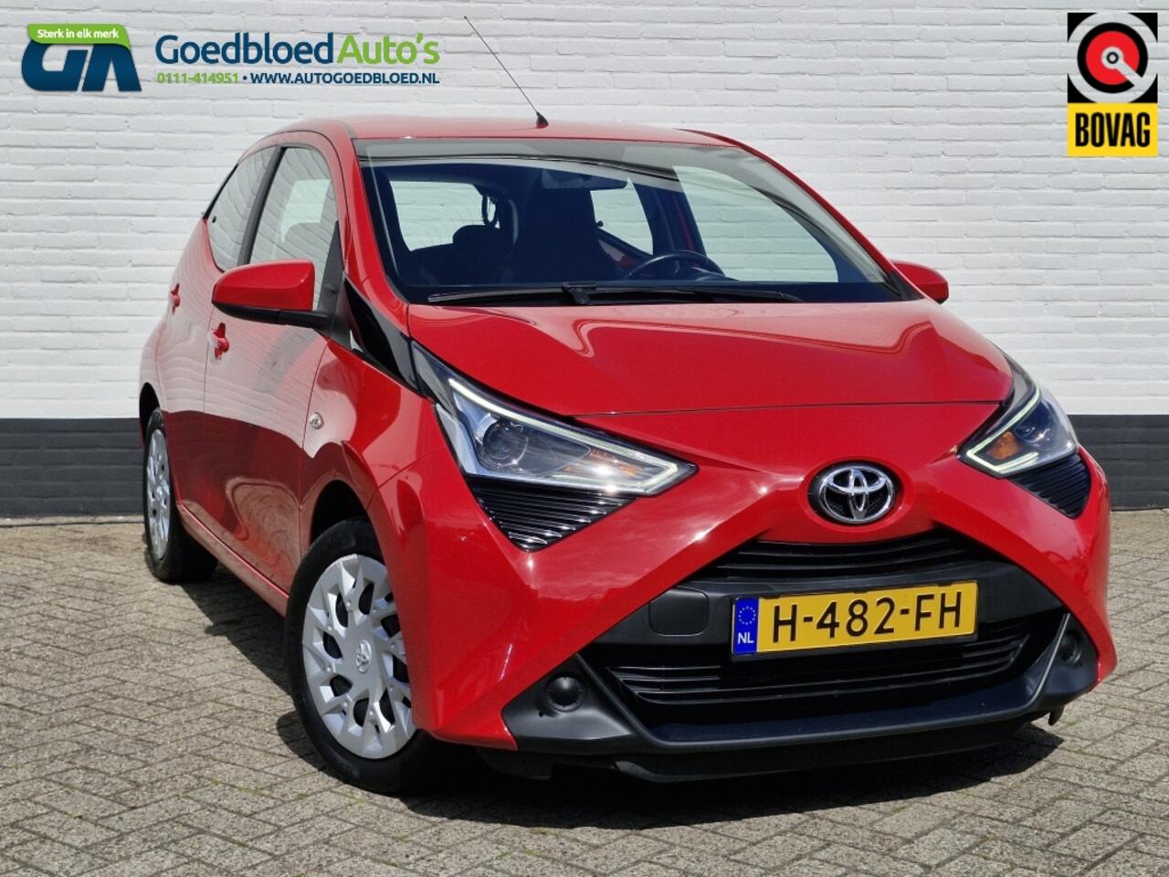 Toyota AYGO 1.0 VVT-i x-play Automaat | Apple Carplay | Andoid Auto | Achter