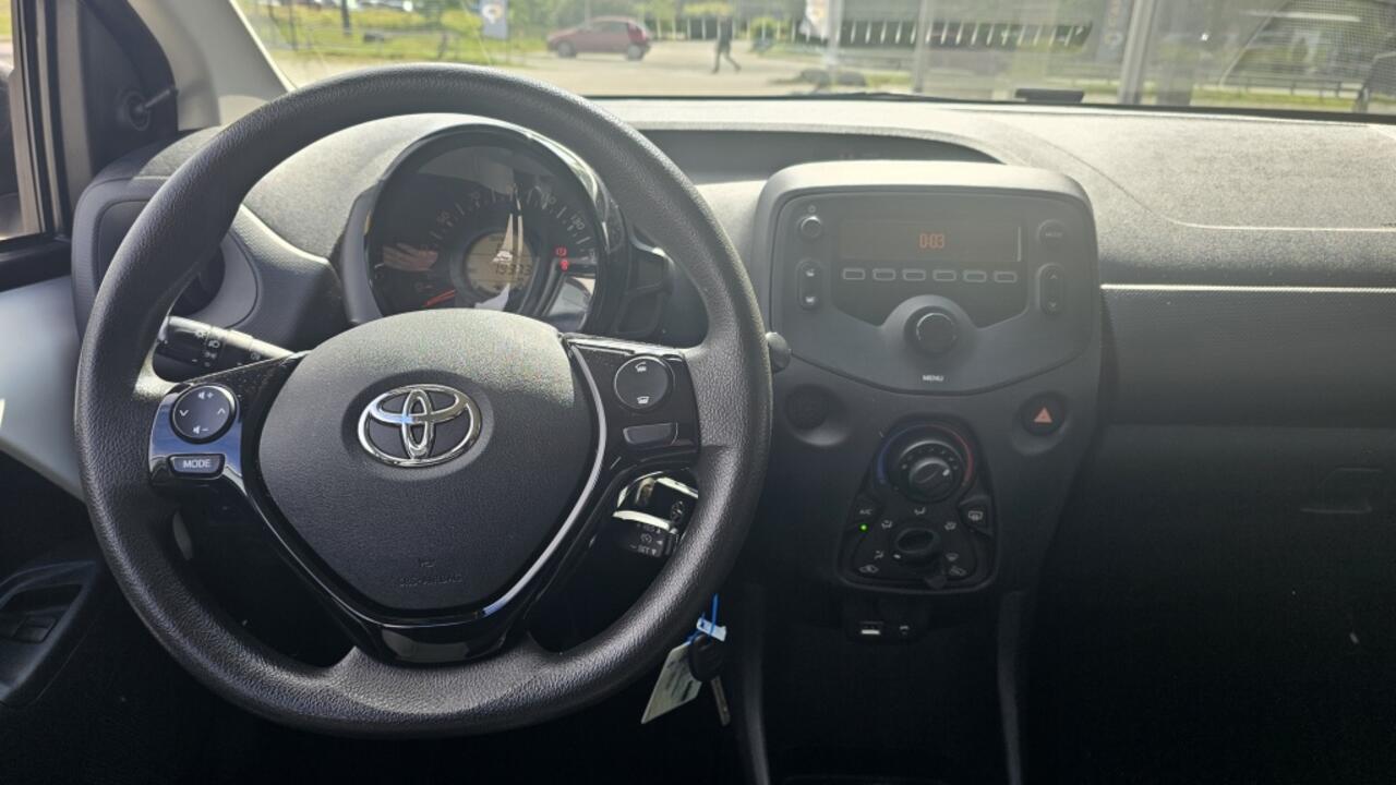 Toyota AYGO 1.0 x-fun NLauto