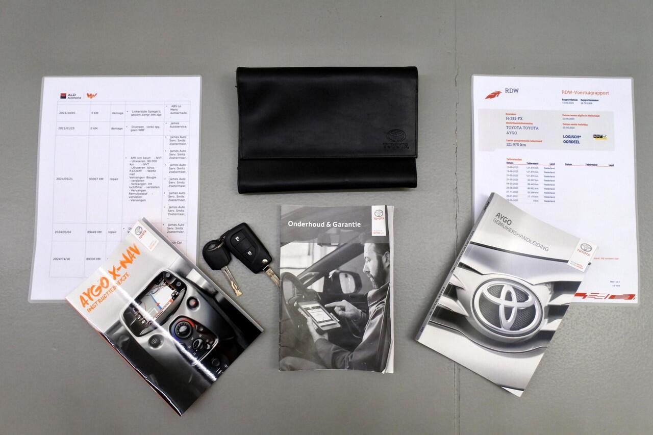 Toyota AYGO 1.0 VVT-i X-play Navigatie
