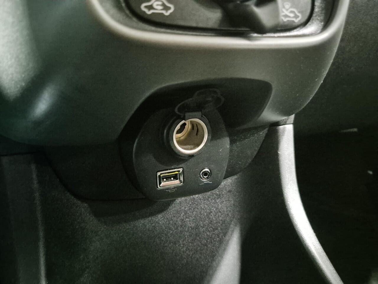 Toyota AYGO 1.0 VVT-i x-play | Dealer onderhouden | Apple carplay/anroid auto |