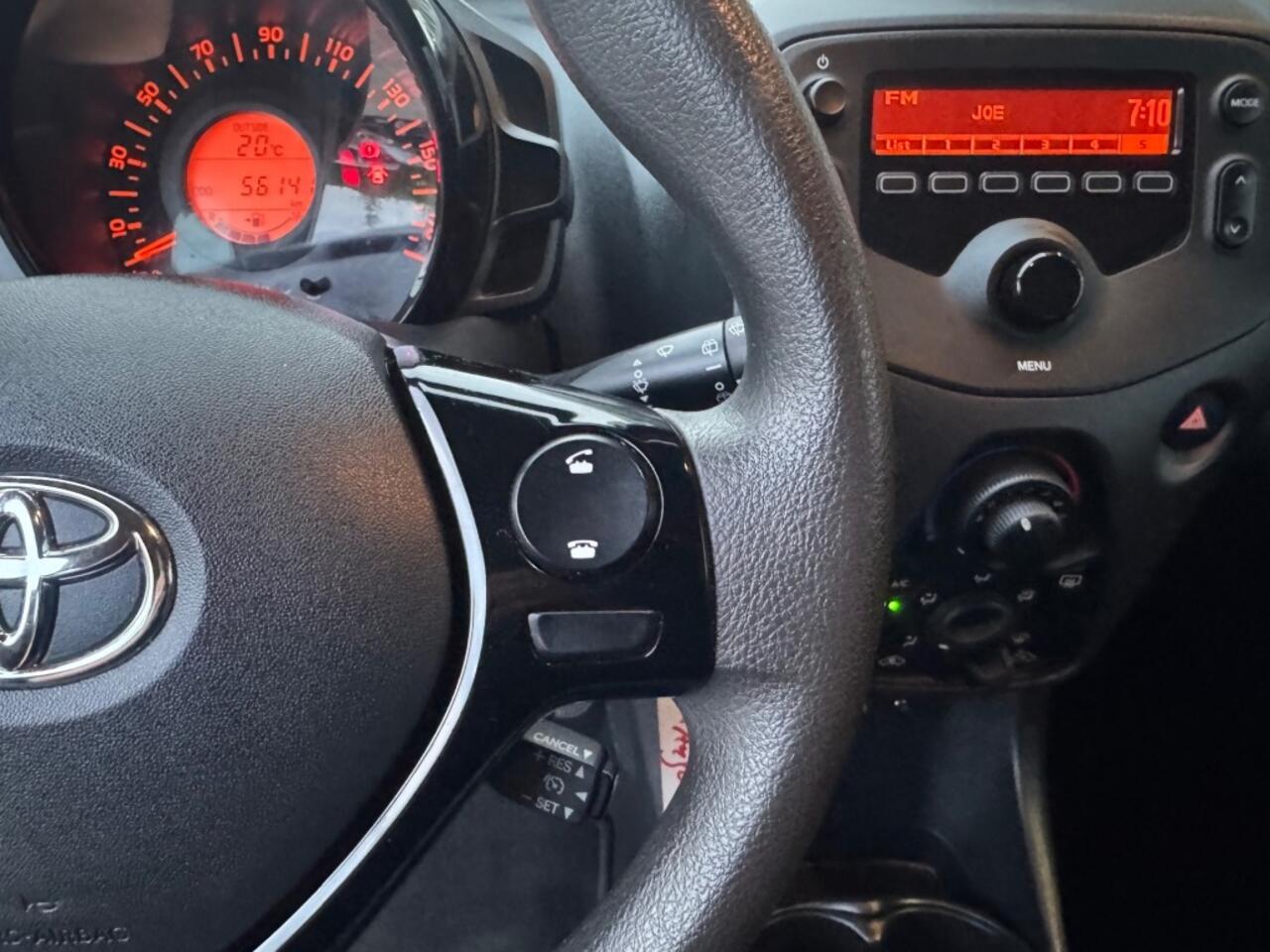 Toyota AYGO 1.0 VVT-i x-fun