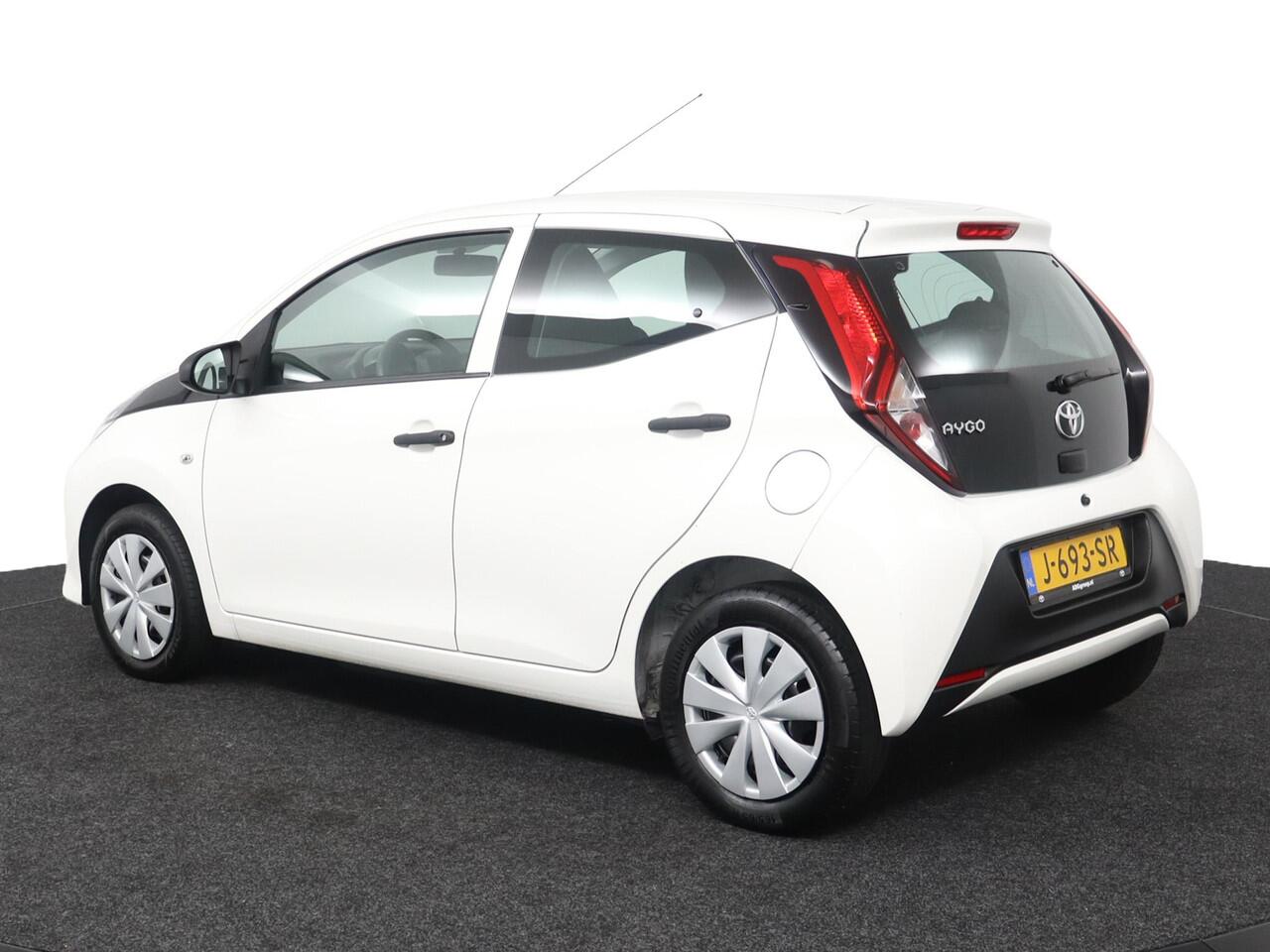Toyota AYGO 1.0 VVT-i x-fun | Airco | Bluetooth |