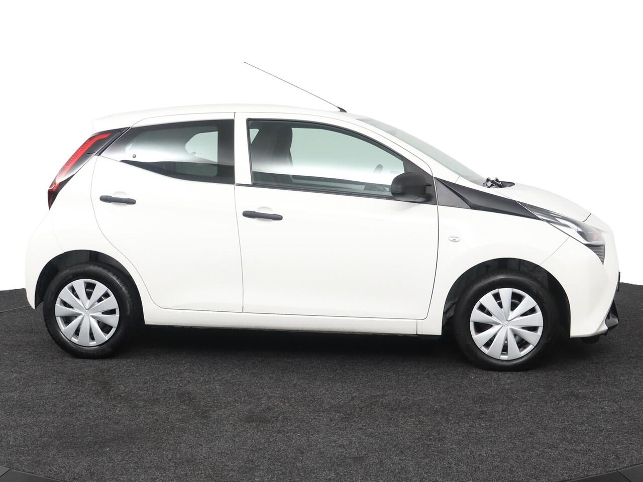 Toyota AYGO 1.0 VVT-i x-fun | Airco | Bluetooth |
