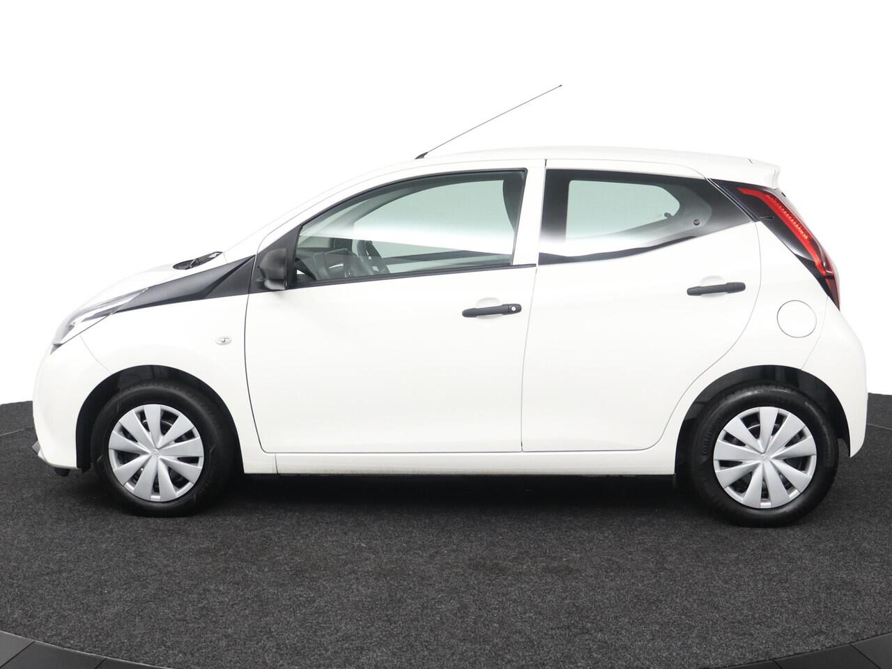 Toyota AYGO 1.0 VVT-i x-fun | Airco | Bluetooth |