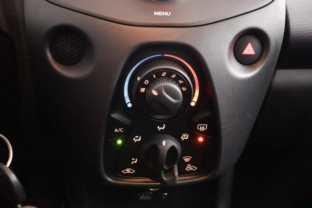 Toyota AYGO 1.0 VVT-i x-fun | Airco | Bluetooth |