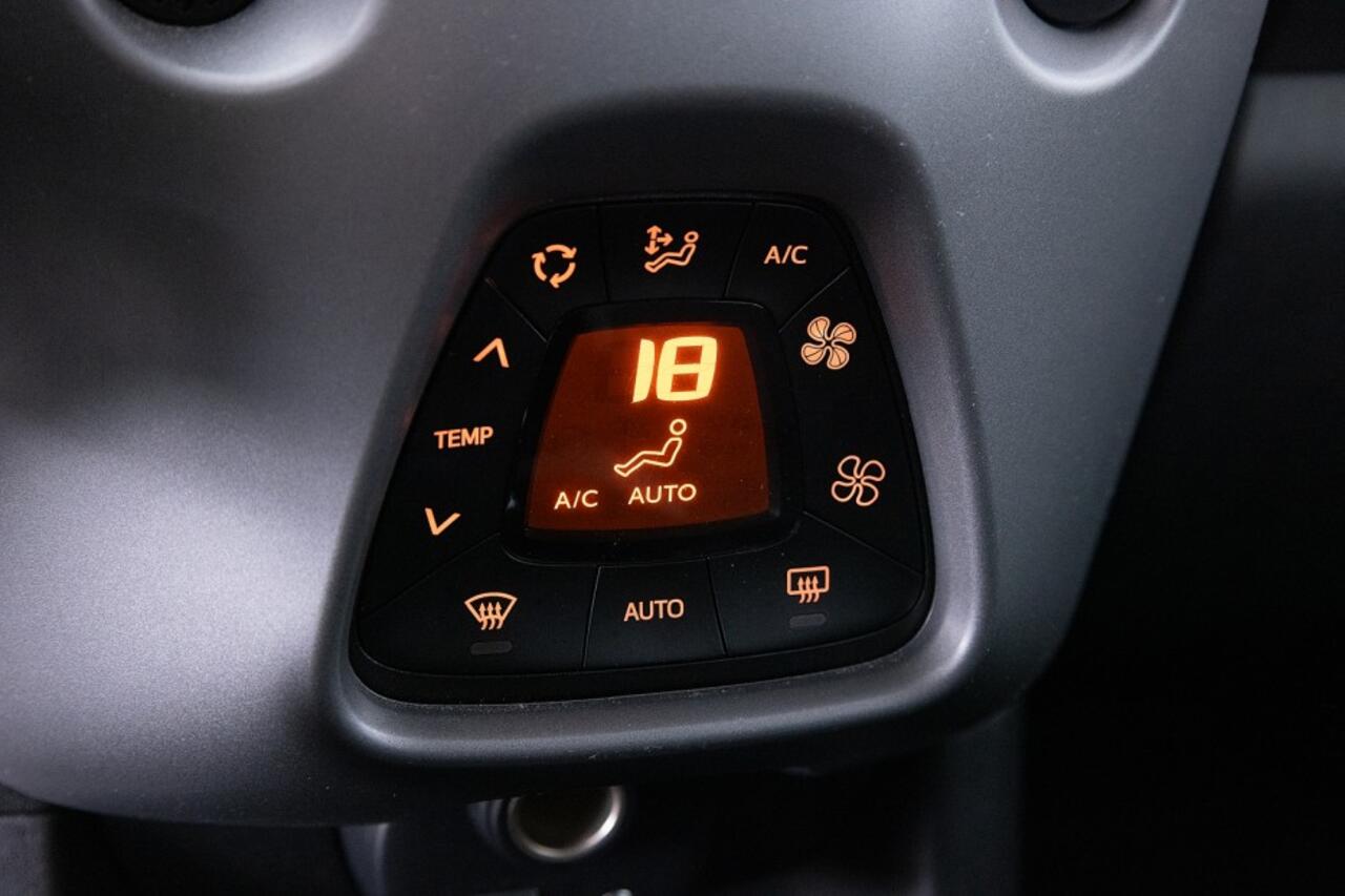 Toyota AYGO 1.0 VVT-i x-joy 5-drs Automaat | ECC | VELGEN | CAMERA ? 1e Eigenaar