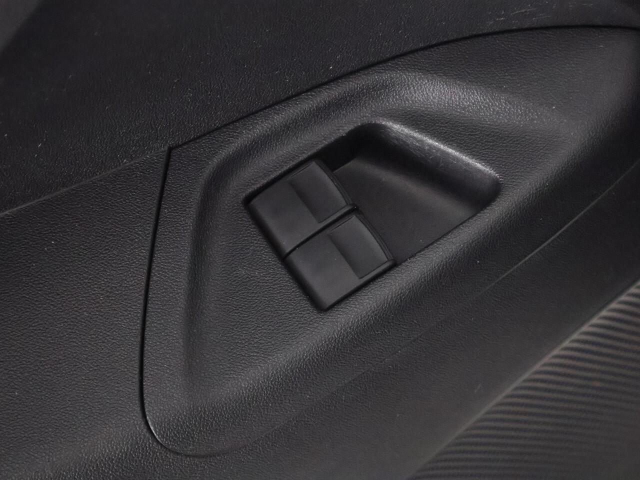 Toyota AYGO 1.0 VVT-i X-Play | Airco | Camera | Bluetooth |