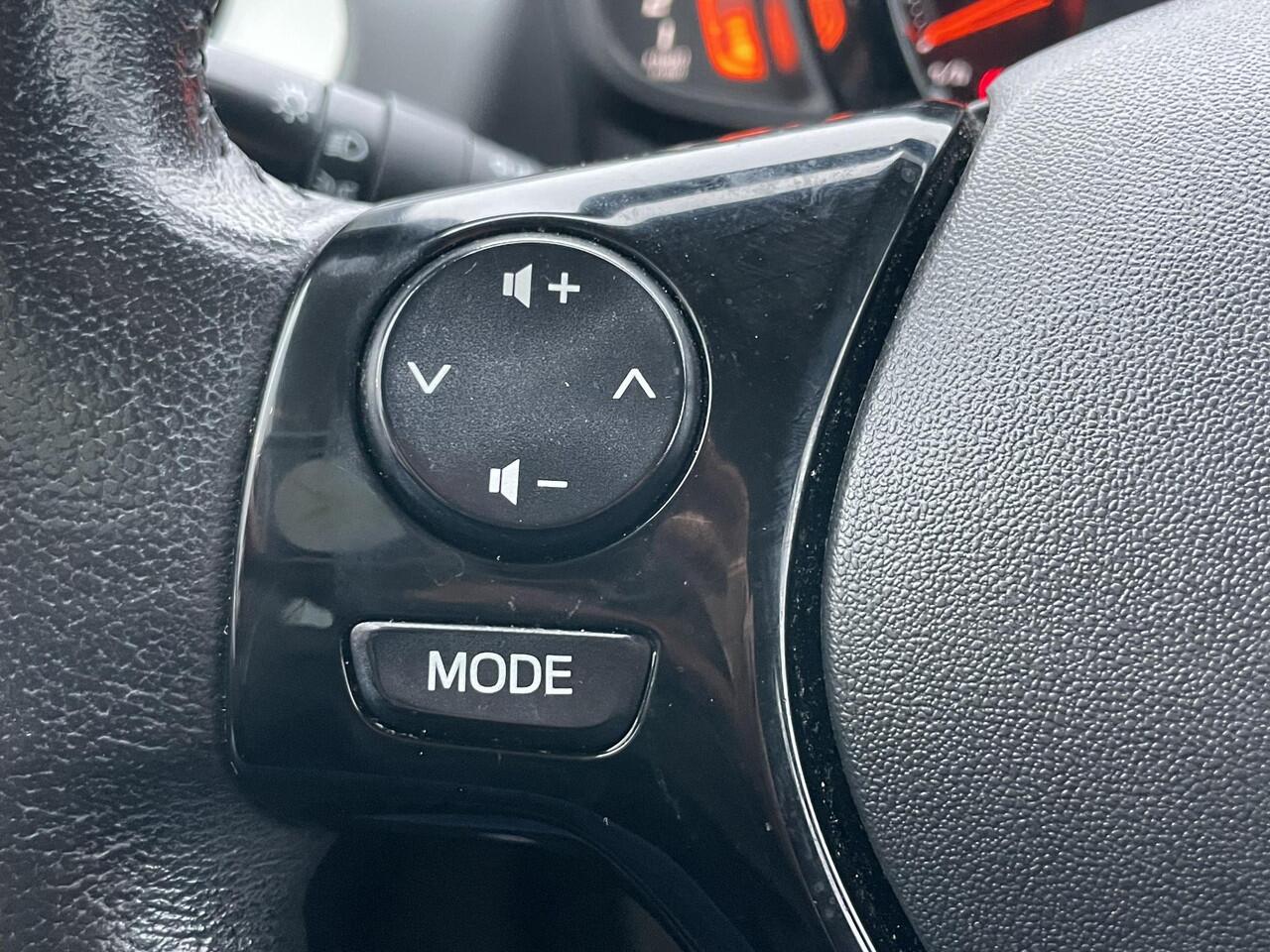 Toyota AYGO 1.0 VVT-i x-play