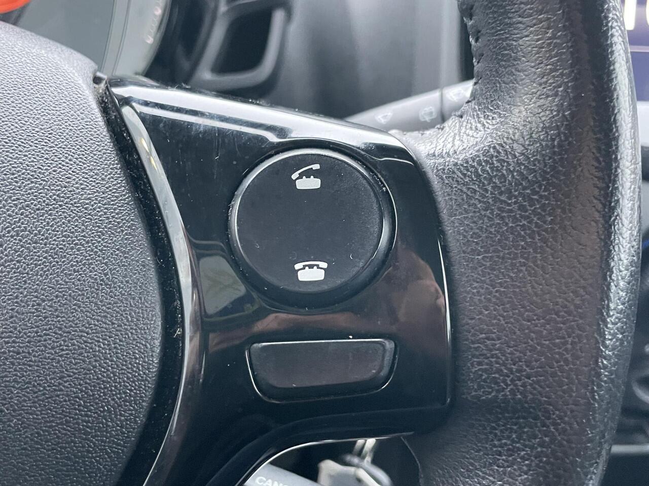 Toyota AYGO 1.0 VVT-i x-play