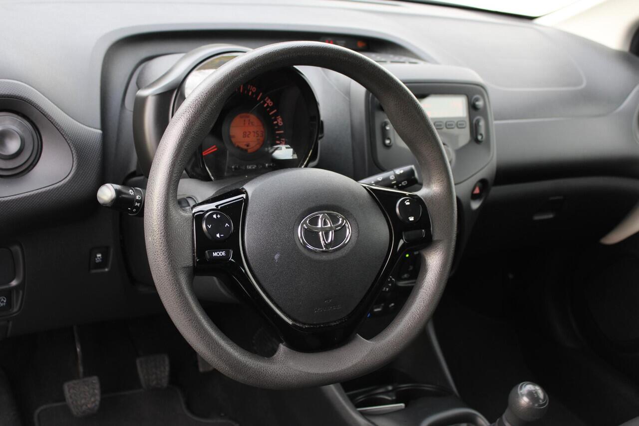 Toyota AYGO 1.0 VVT-i x-fun Dealer onderhouden