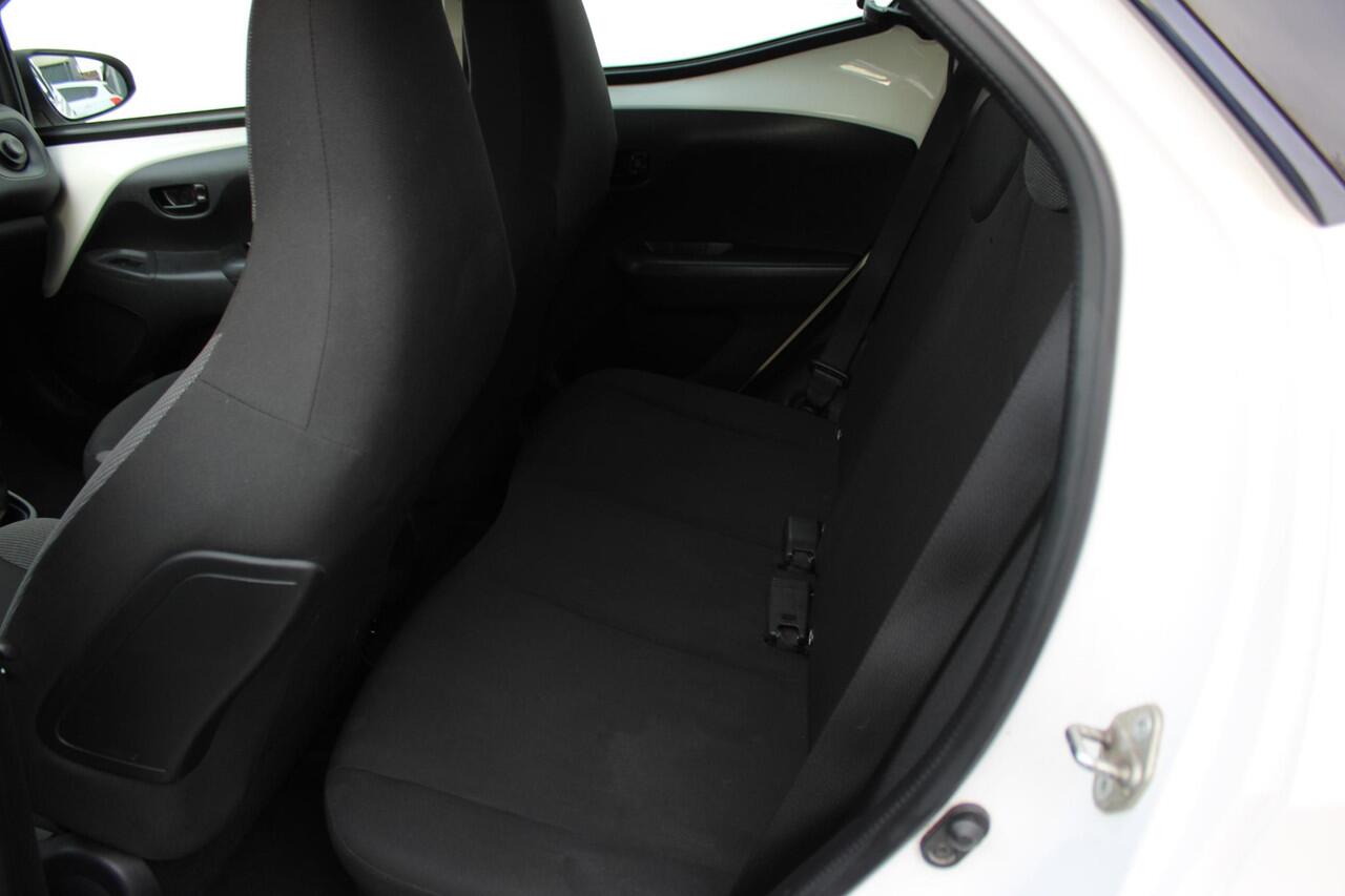 Toyota AYGO 1.0 VVT-i x-fun Dealer onderhouden