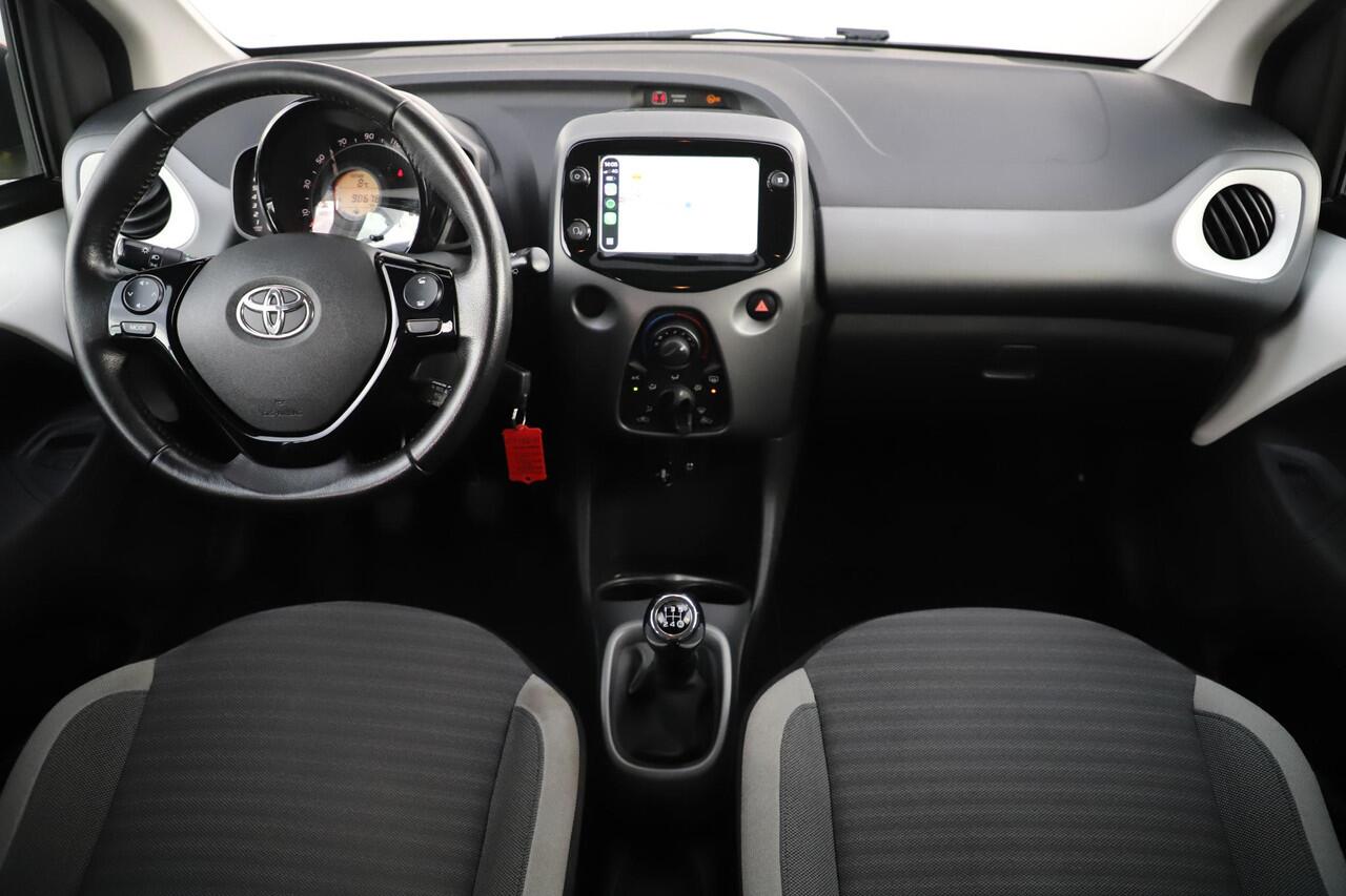 Toyota AYGO 1.0 VVT-i x-joy 14 inch LMV Carplay Android Navigatie Achteruitrijcamera Airco