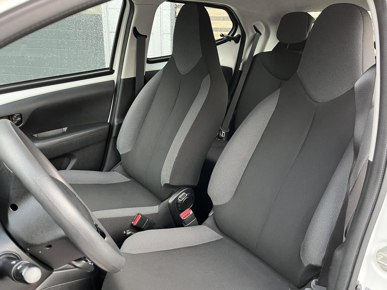 Toyota AYGO 1.0 VVT-i x-fun