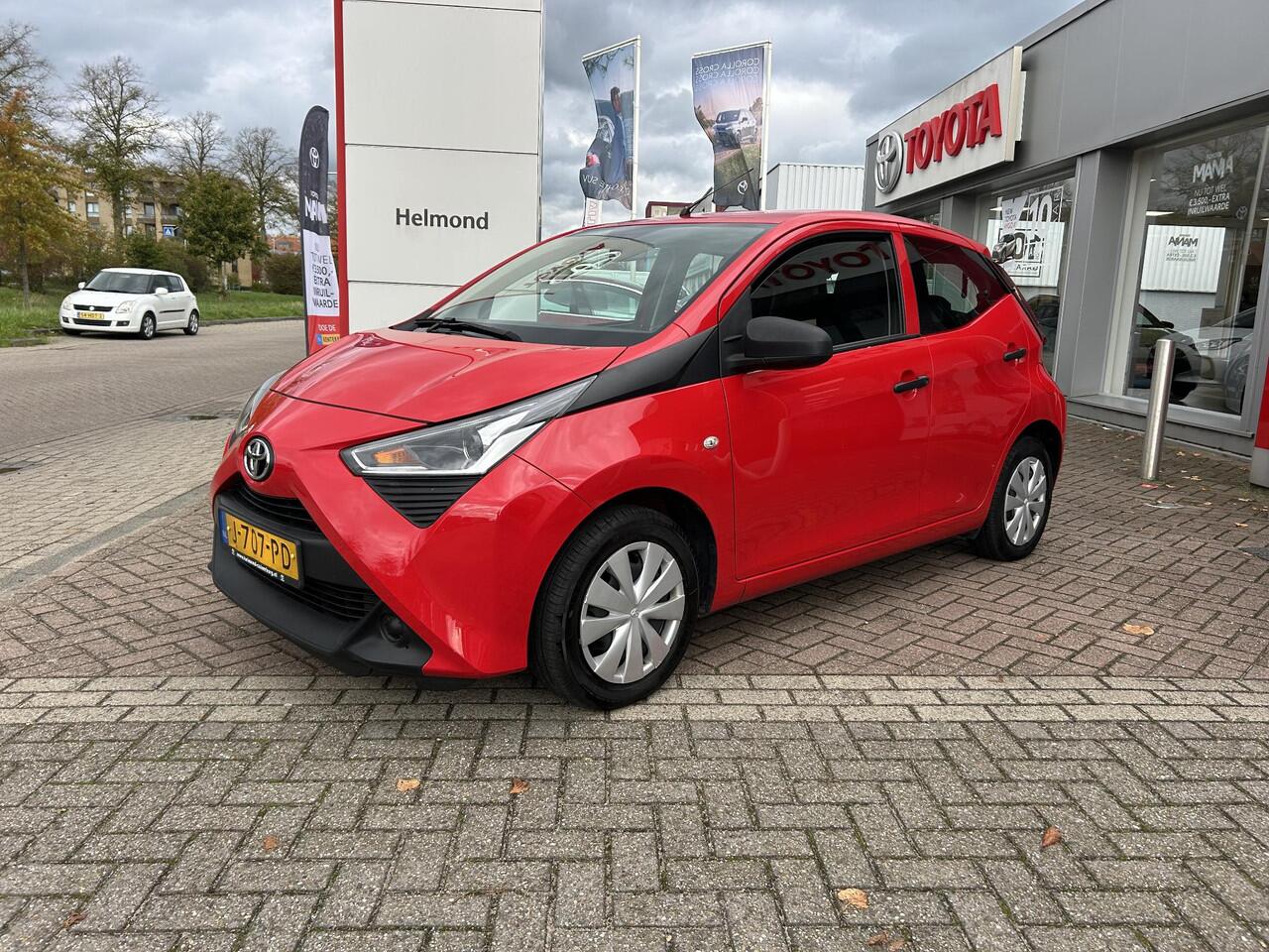 Toyota AYGO 1.0 VVT-i x-fun Airconditioning | Boekjes compleet | Start/Stop systeem | Uitstelbare zijruiten |