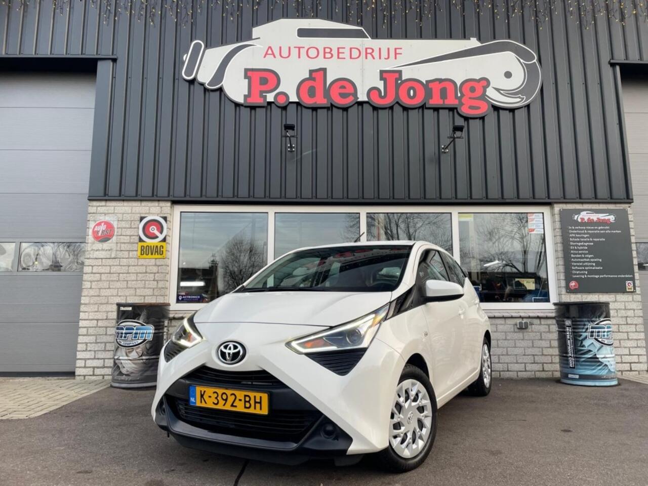 Toyota AYGO 1.0 VVT-I X-PLAY, Carplay, Camera, Isofix, Dealer onderhouden