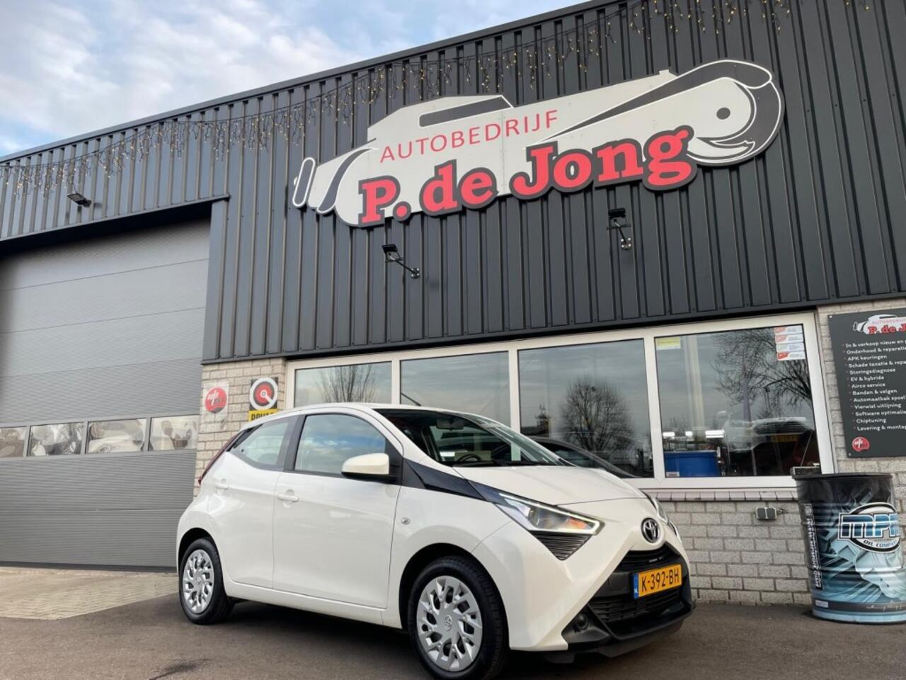 Toyota AYGO 1.0 VVT-I X-PLAY, Carplay, Camera, Isofix, Dealer onderhouden
