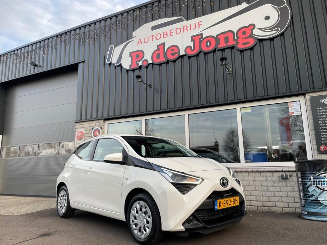 Toyota AYGO 1.0 VVT-I X-PLAY, Carplay, Camera, Isofix, Dealer onderhouden
