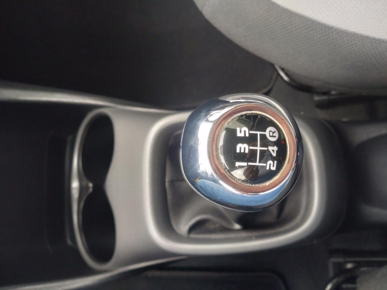 Toyota AYGO 1.0 VVTi x-play