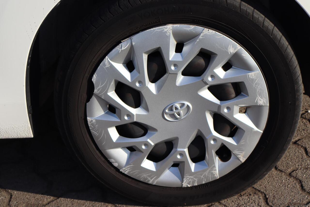 Toyota AYGO 1.0 VVT-i x-play Airco, Automaat, Camera, Apple Carplay, Elektrische ramen