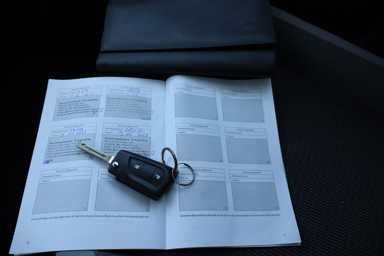 Toyota AYGO 1.0 VVT-i x-play Airco, Automaat, Camera, Apple Carplay, Elektrische ramen