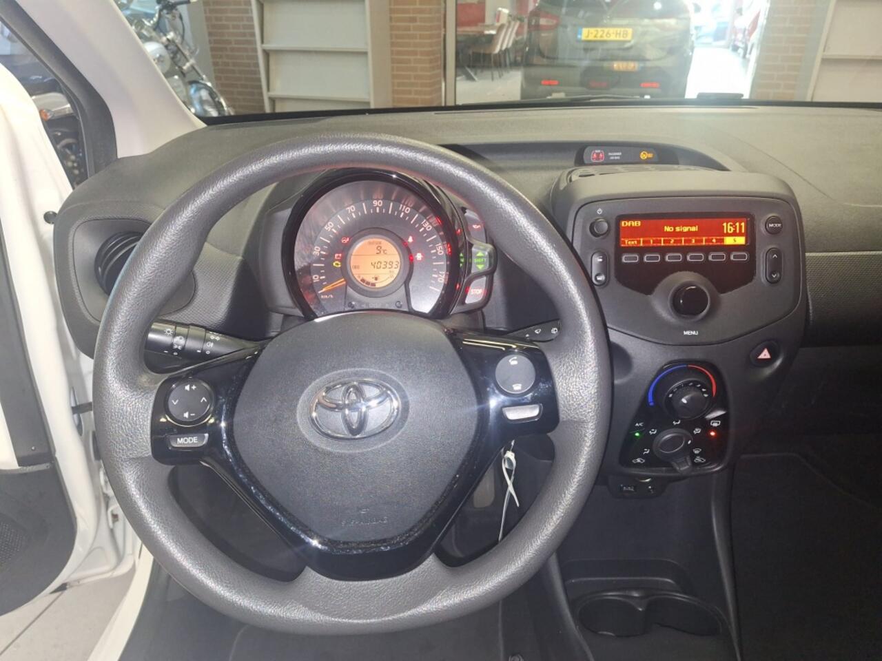 Toyota AYGO 1.0 VVT-i x-fun, Airco, 12 mnd Bovag garantie